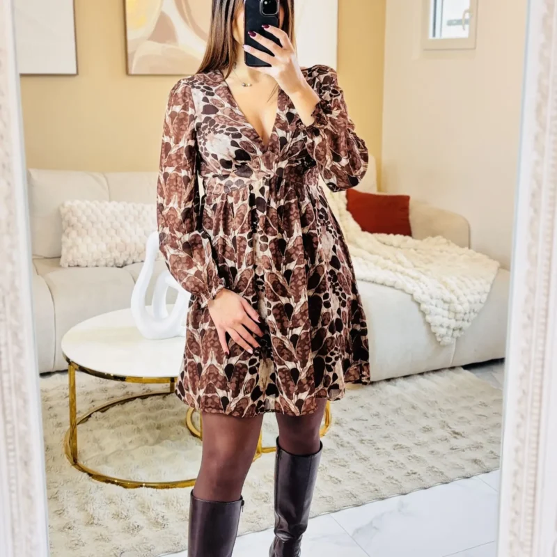 melby-robe-chocolat-fleuri