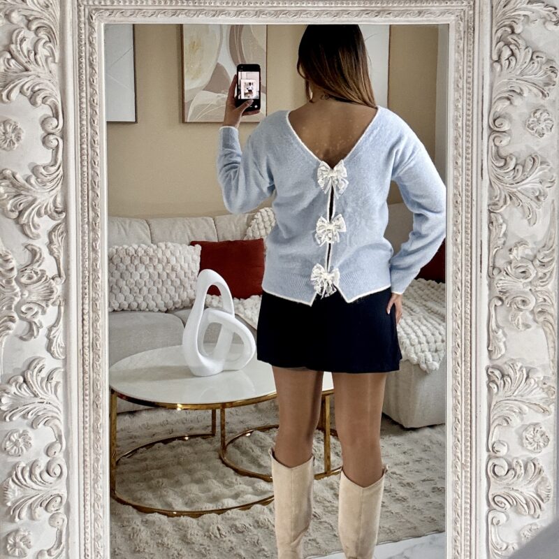 pull bleu tout doux et bien chaud avec détails dans le dos - MELBY