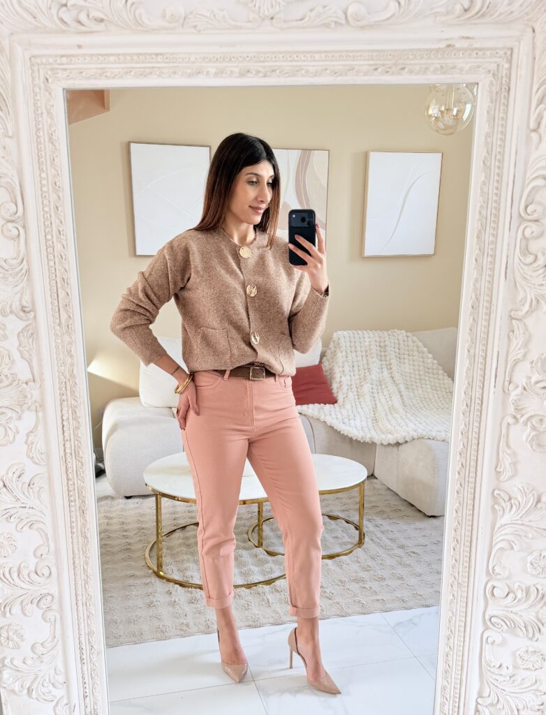 melby-gilet-couleur-beige-boutons-dores-nouveauté