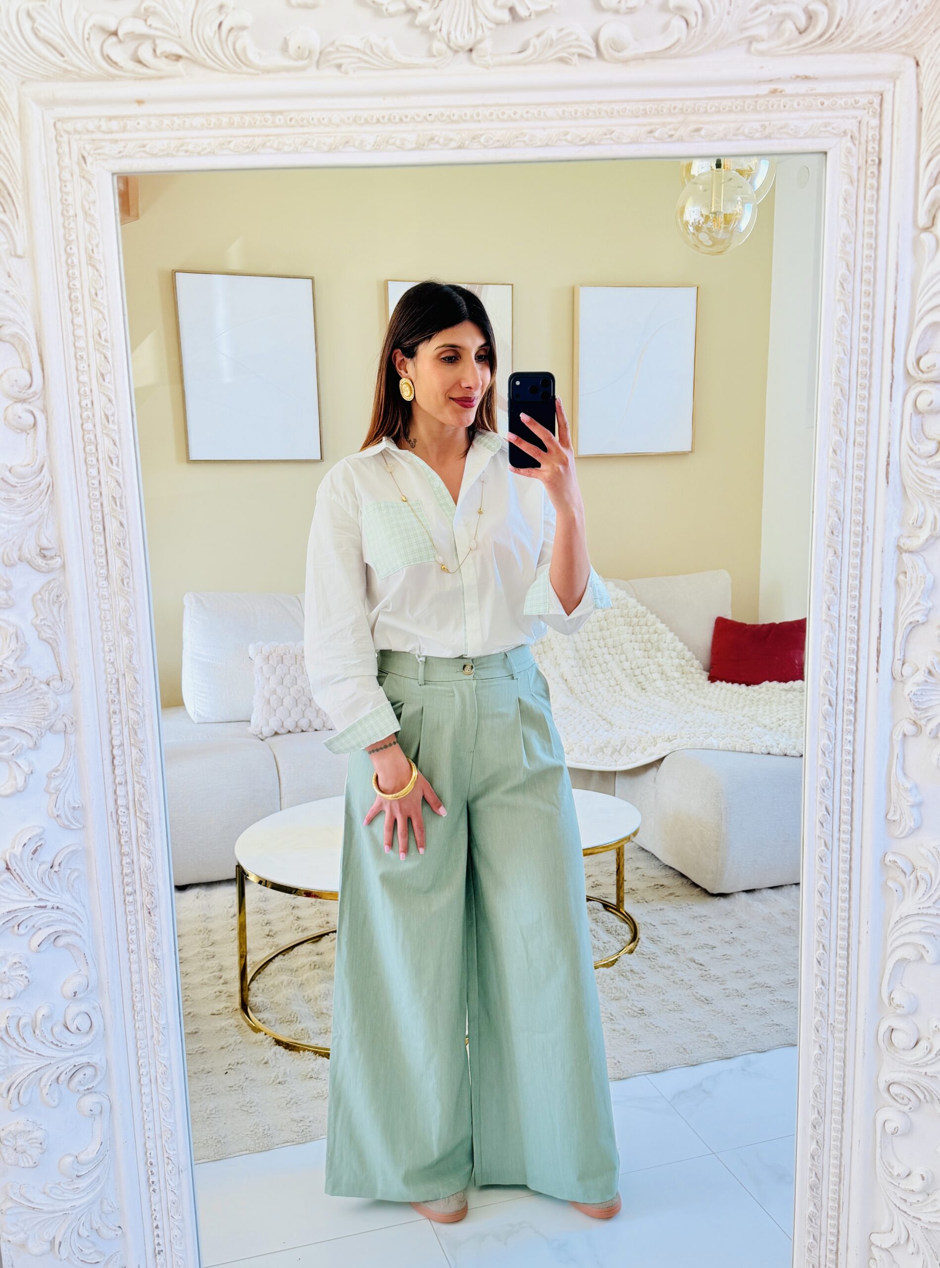 MELBY - Jolie chemise en coton poches et détails manches vert