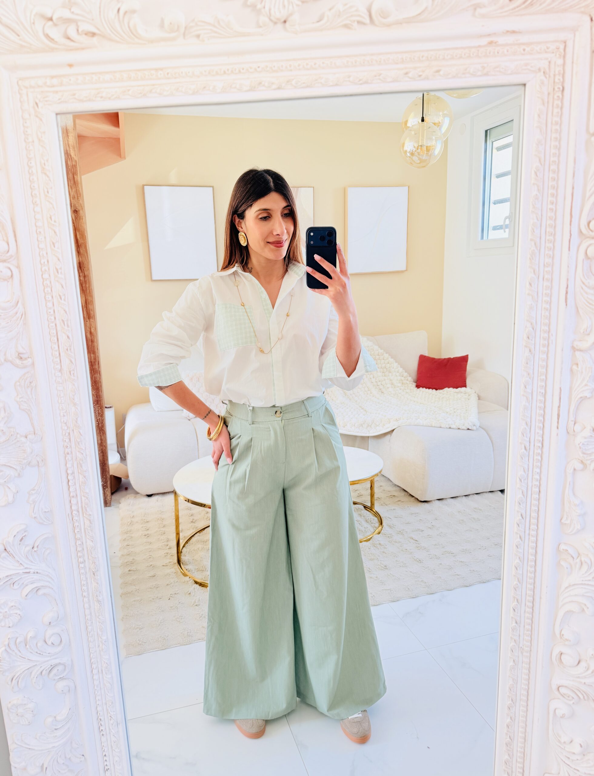 Chemise en coton poche et détails manches vert d'eau – Image 2