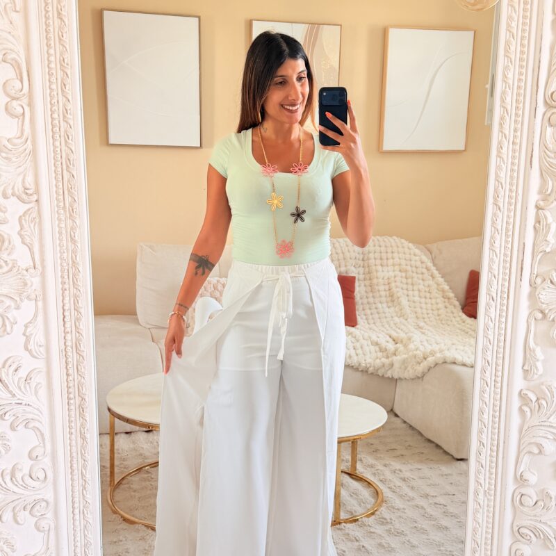 MELBY - Pantalon fluide et fendue